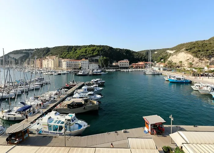 아파트 Cozy Sur La Marina De 보니파시오