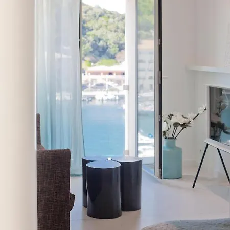 Cozy Sur La Marina De Bonifacio Apartment
